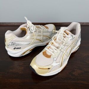 Asics Sneakers Gel Kanbarra 3 Womens Running Shoes Size 10 Gold White